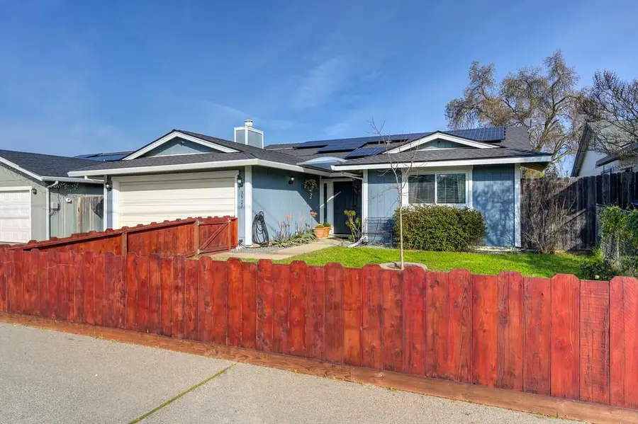 3927 Myrtle Avenue, North Highlands, CA 95660 - #2