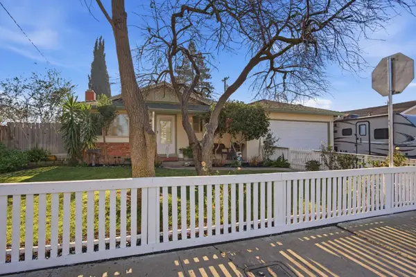 1087 E A Street, Oakdale, CA 95361