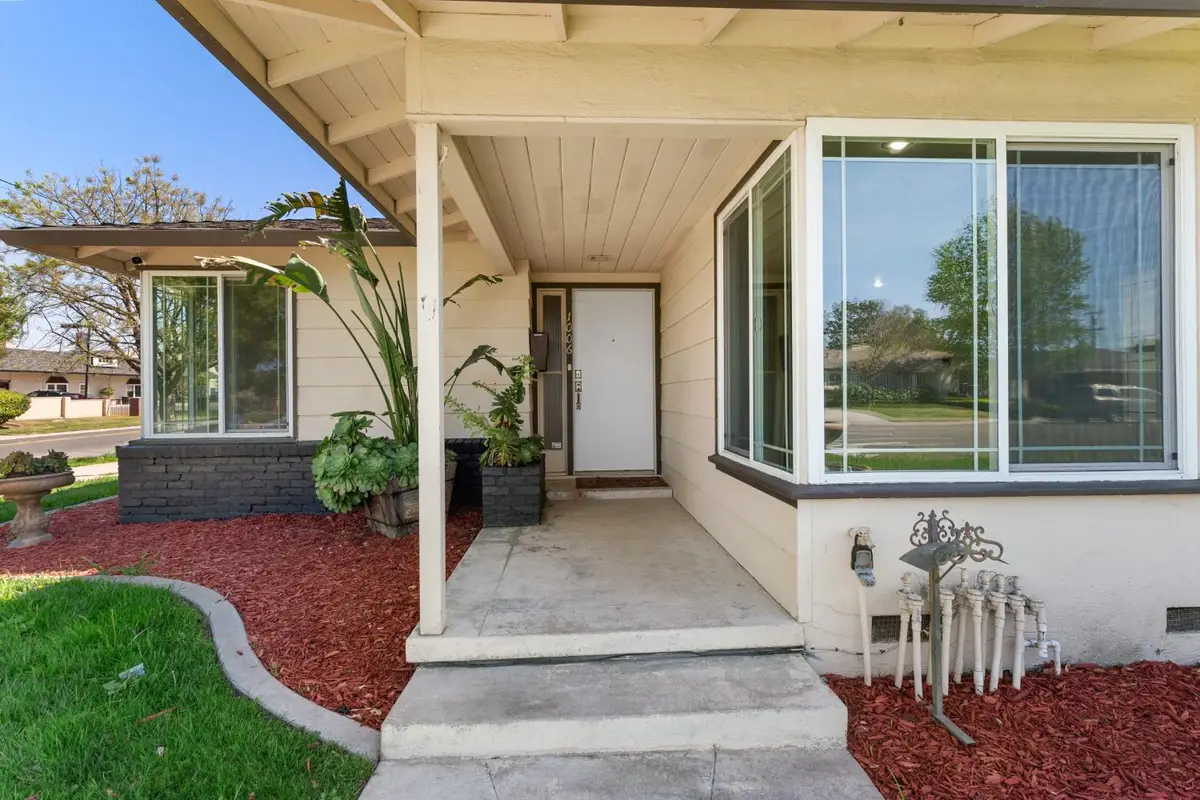 1006 W Benjamin Holt Drive, Stockton, CA 95207 - Image #1