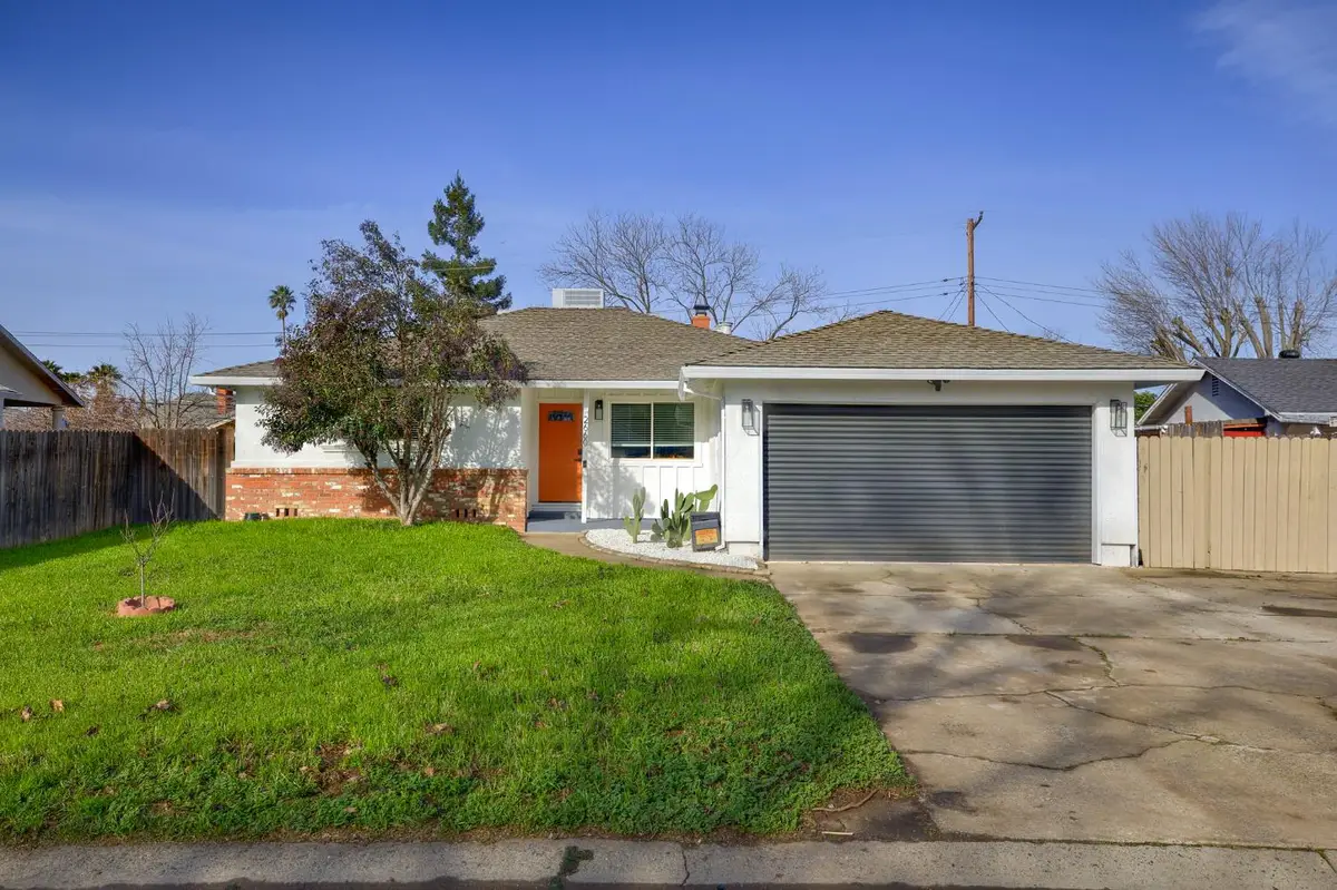 2660 Aramon Drive, Rancho Cordova, CA 95670 - Image #1