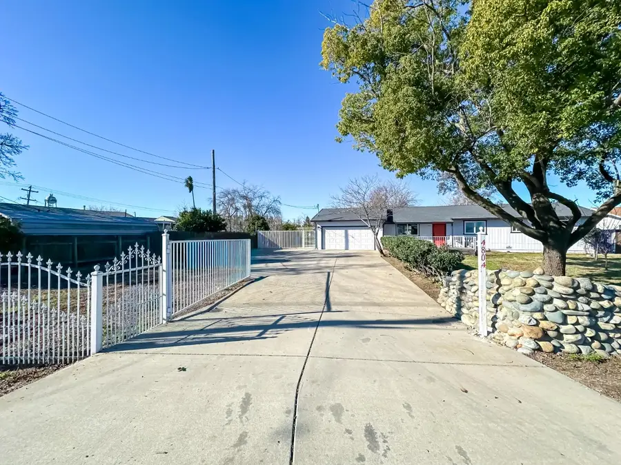 4804 Powerline Road, Olivehurst, CA 95961 - Image #2