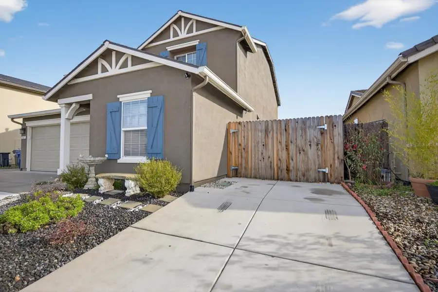 7467 Garden Ridge Way, Sacramento, CA 95829 - Image #3