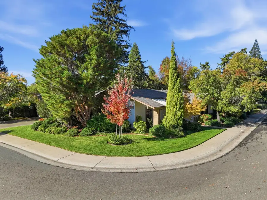 1237 Lantern Court, Sacramento, CA 95864 - #3