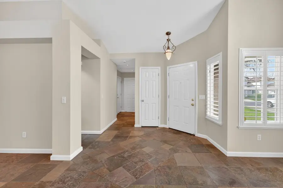 8725 Mesa Brook Way, Elk Grove, CA 95624 - #2