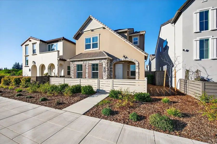 2367 Omaha Beach Avenue, Sacramento, CA 95818 - #3