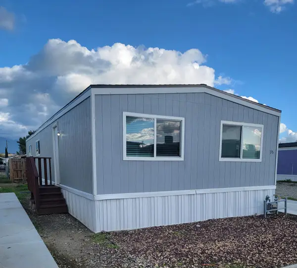 801 Schipper St #33, Bakersfield, CA 93203