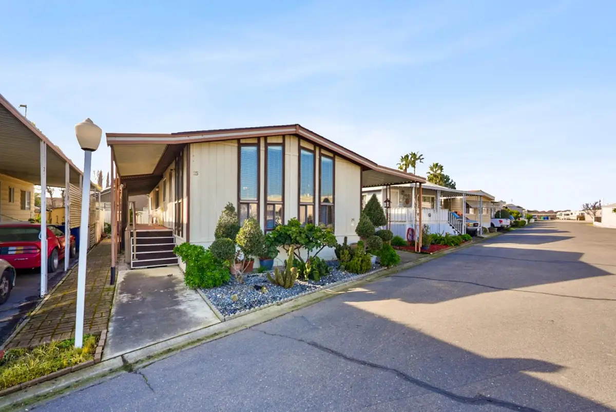 1400 Meredith Avenue #25, Gustine, CA 95322 - Image #1