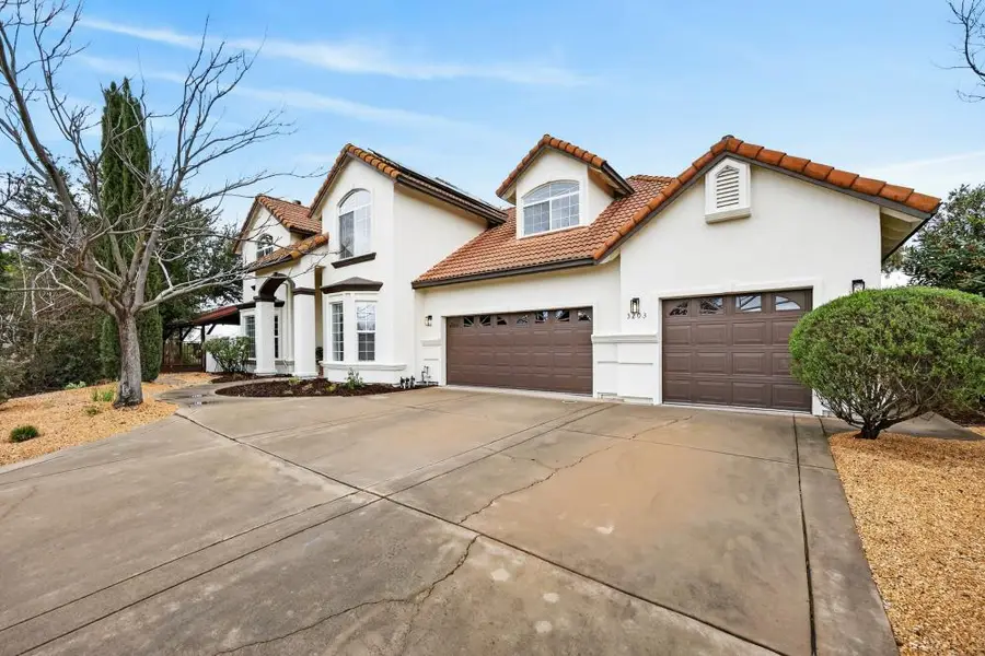 3203 Morro Bay Avenue, Davis, CA 95616 - #2