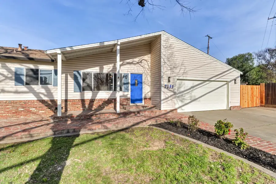 7055 Winding Way, Fair Oaks, CA 95628 - Image #2