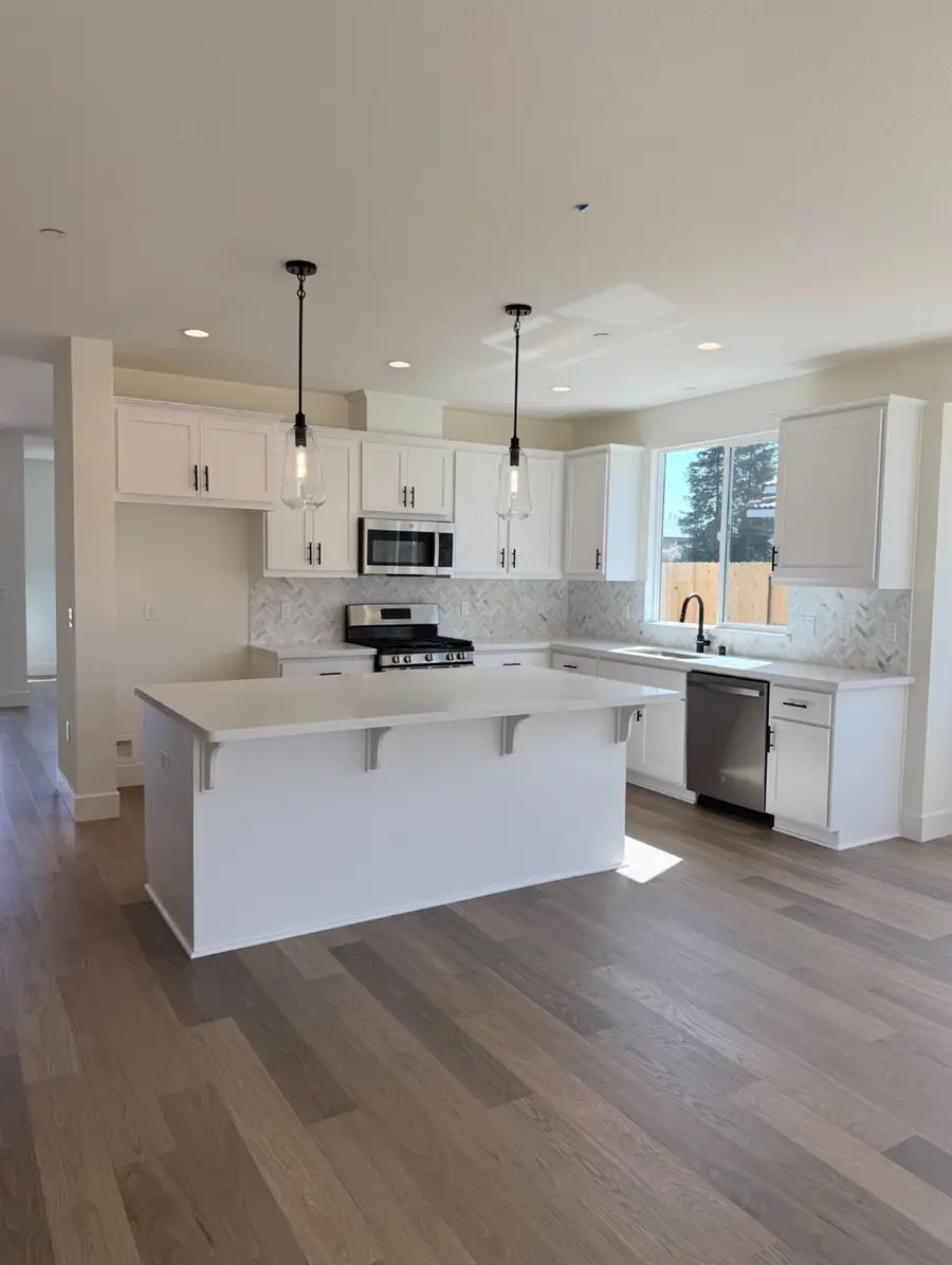 2061 Zane Way, Turlock, CA 95382 - #2
