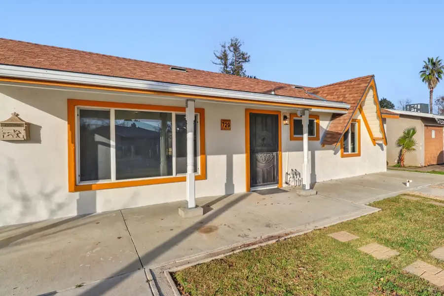 729 Las Palmas Avenue, Sacramento, CA 95815 - Image #2
