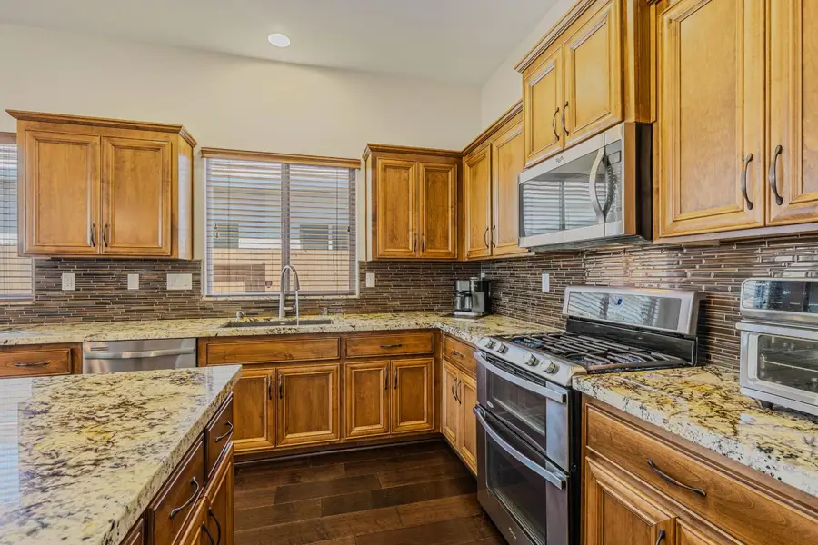 4057 Haystack Way, Roseville, CA 95747 - #3