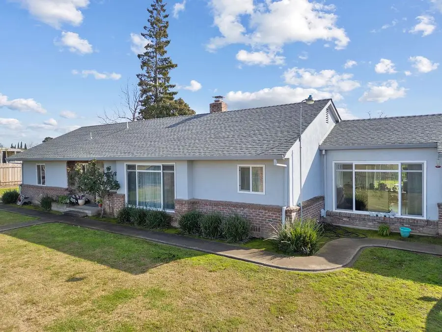 5700 Leonardini Road, Stockton, CA 95215 - Image #2