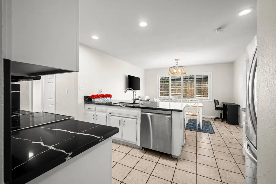 6100 Stonehand Avenue, Citrus Heights, CA 95621 - Image #3