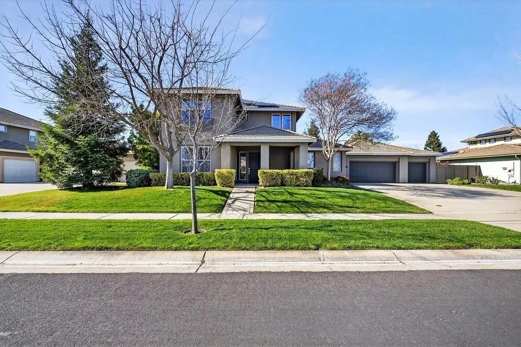 2090 Roy Ranch Way, Plumas Lake, CA 95961 - #1