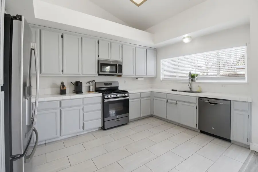 1151 Klemeyer Circle, Stockton, CA 95206 - Image #3