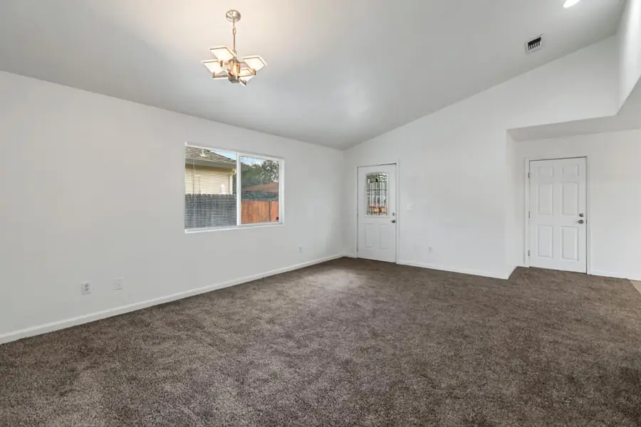 125 Ford Road, Sacramento, CA 95838 - Image #3