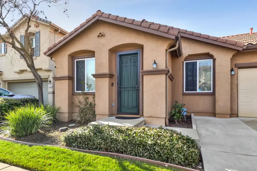 5467 Elderdown Way, Sacramento, CA 95835 - Image #2