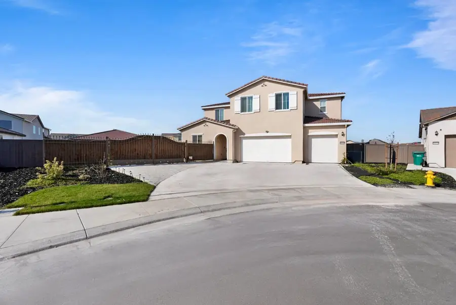 10363 Shorecliff Street, Stockton, CA 95219 - Image #2