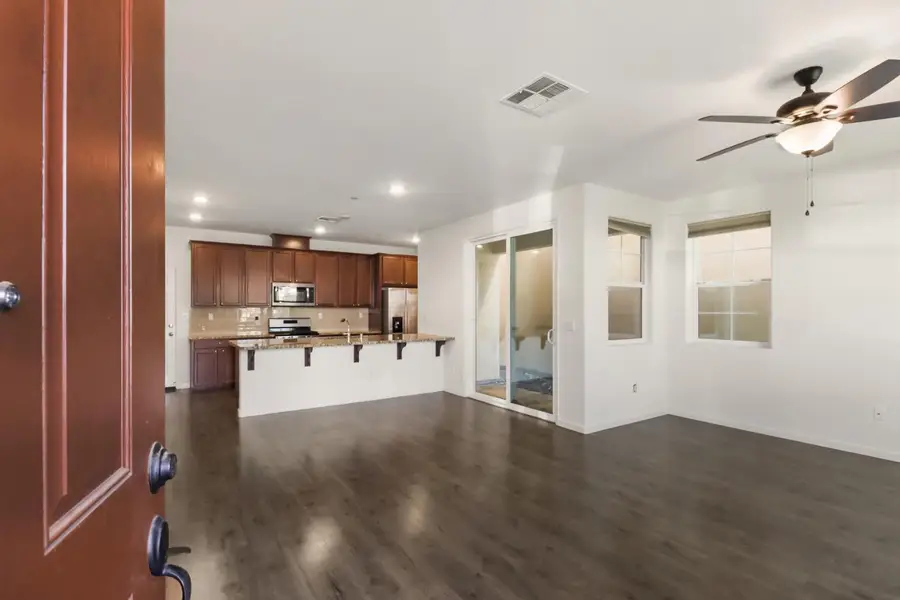 3230 Chelmer Way, Rancho Cordova, CA 95670 - #3