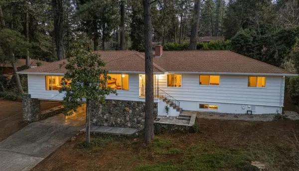 10365 Hanging Wall Drive, Grass Valley, CA 95945