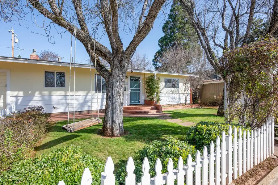 524 Williams St, Murphys, CA 95247 - #2