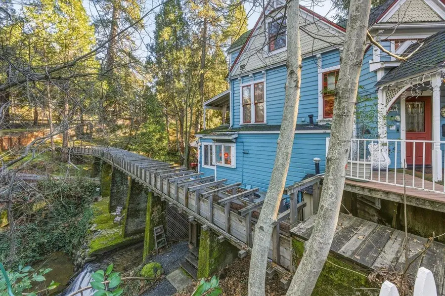 317 S Pine St, Nevada City, CA 95959 - Image #2