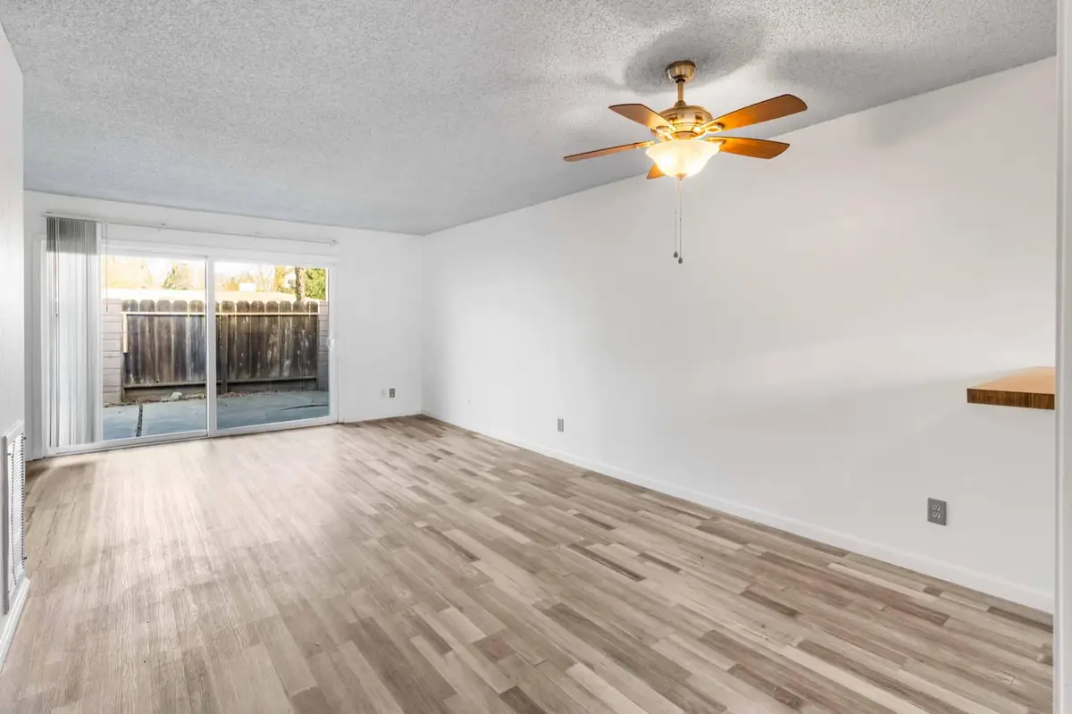 805 Tully Rd #2, Modesto, CA 95350 - Image #1