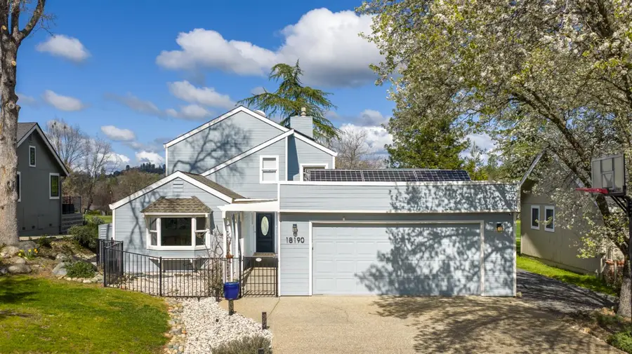 18190 Lake Forest Drive, Penn Valley, CA 95946 - #2