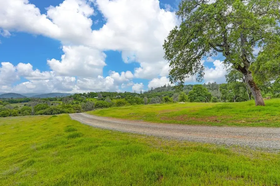 4822 Salmon Falls Road, Pilot Hill, CA 95664 - #3