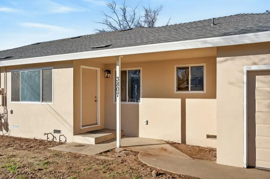 3807 32nd Avenue, Sacramento, CA 95824 - Image #2
