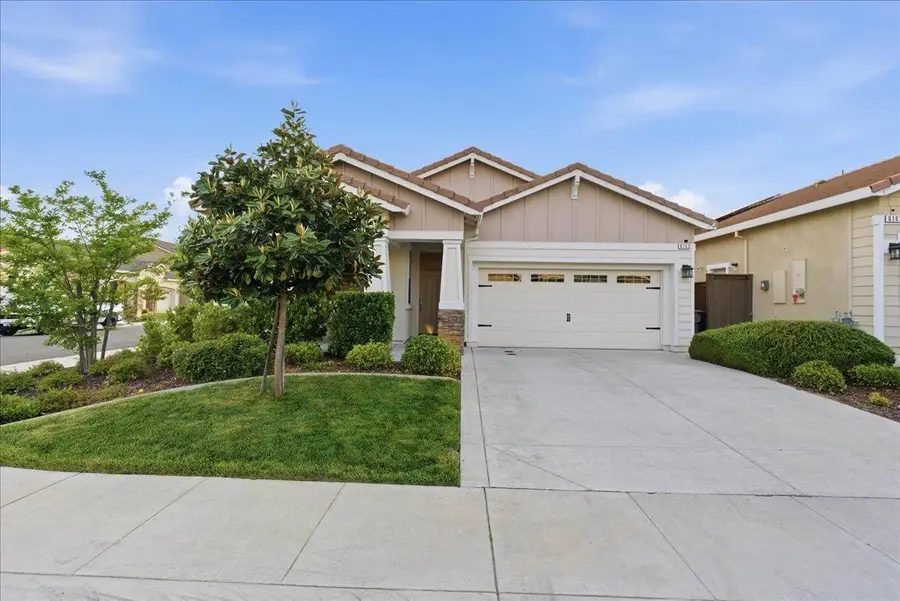 6153 Shimmer Falls Drive, Roseville, CA 95747 - #2