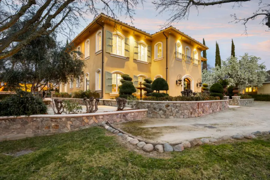 1210 Arden Hills Lane, Sacramento, CA 95864 - #2