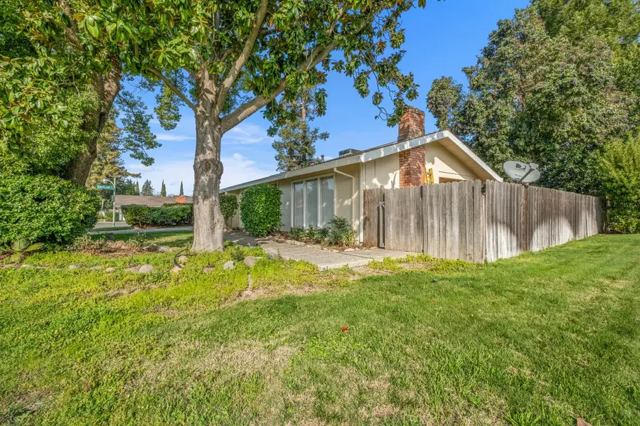 6823 Greenhaven Drive, Sacramento, CA 95831 - #3