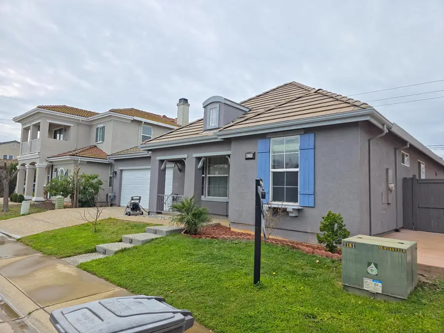 11724 Brook Valley Way, Rancho Cordova, CA 95742 - #2