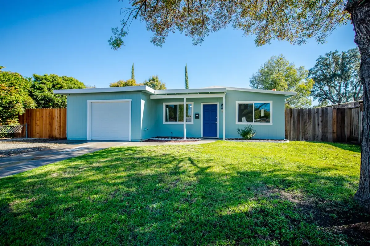 6 Dawn Drive, Woodland, CA 95695 - #1