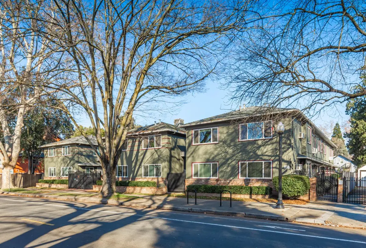 2811 F Street, Sacramento, CA 95816 - Image #1