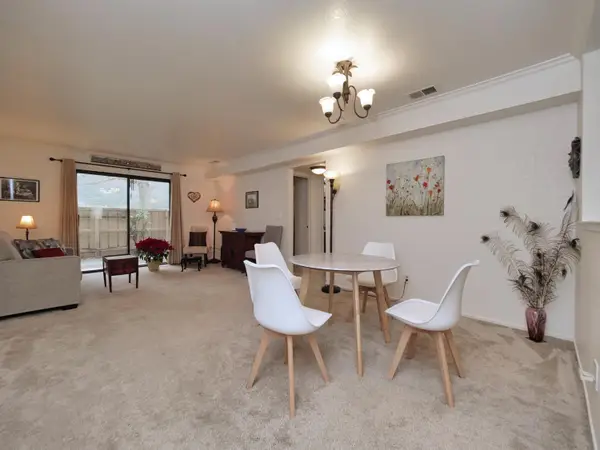 2401 Eilers Lane #903, Lodi, CA 95242