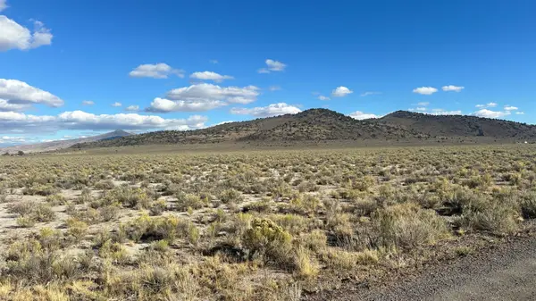 530 Mail Route Road, Ravendale, CA 96123