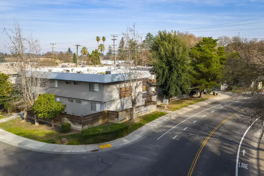 1143 43rd Avenue, Sacramento, CA 95822 - Image #2