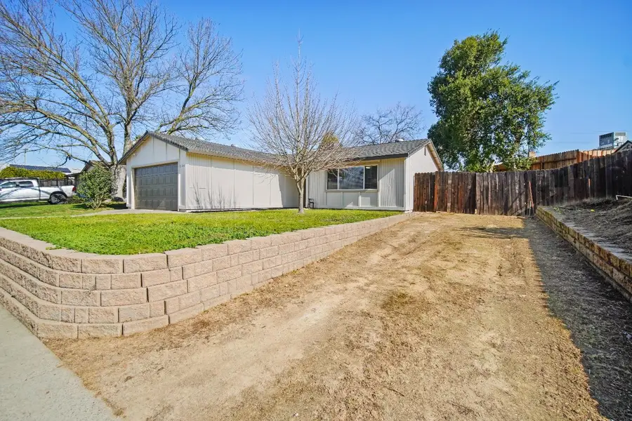 7104 Reyn Oaks Way, Sacramento, CA 95842 - #3