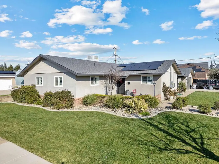 1320 Walnut, Oakdale, CA 95361 - #2