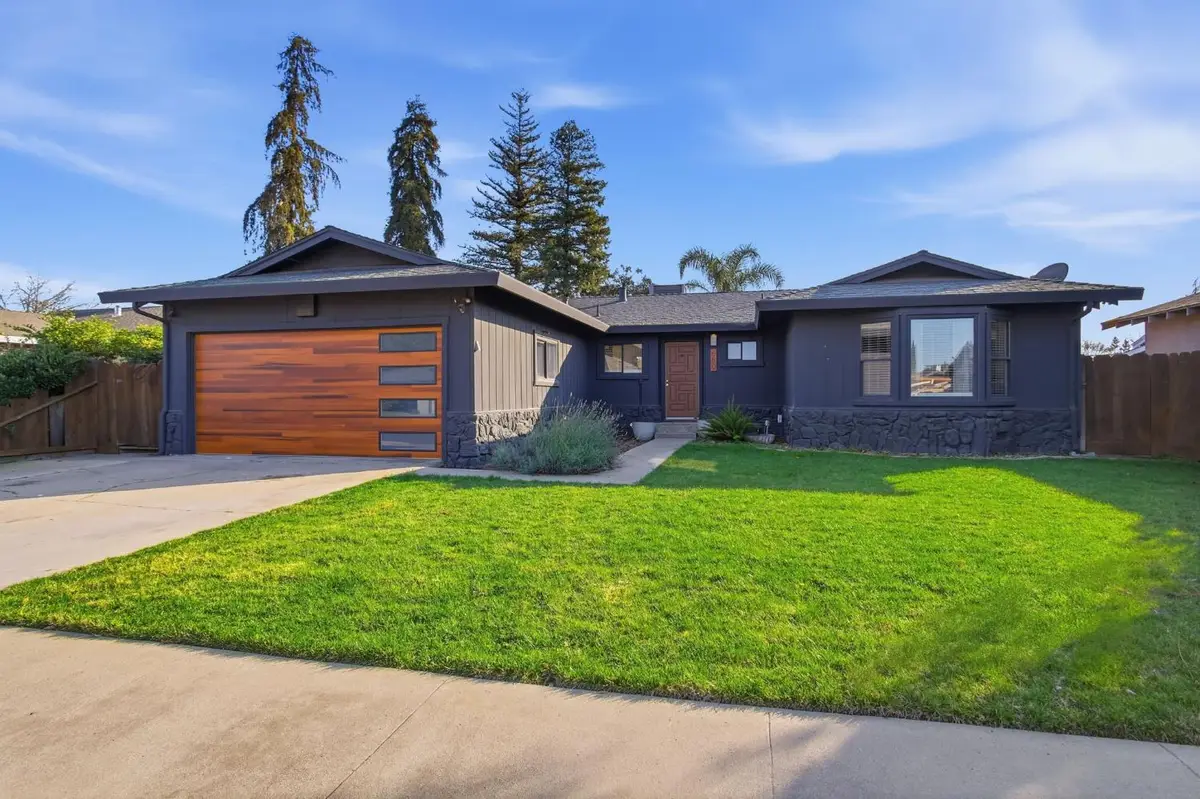 680 Sherri Way, Turlock, CA 95382 - #1