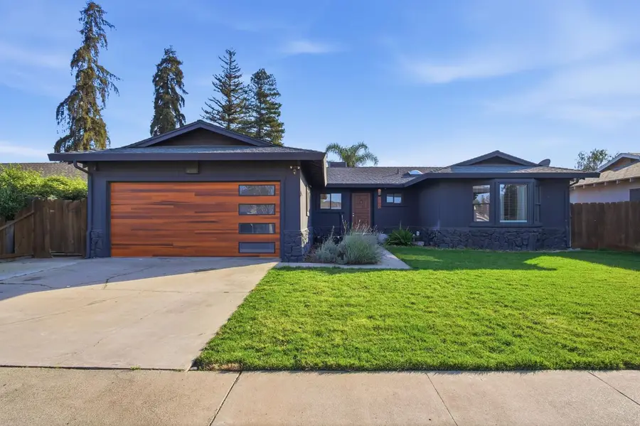 680 Sherri Way, Turlock, CA 95382 - #3