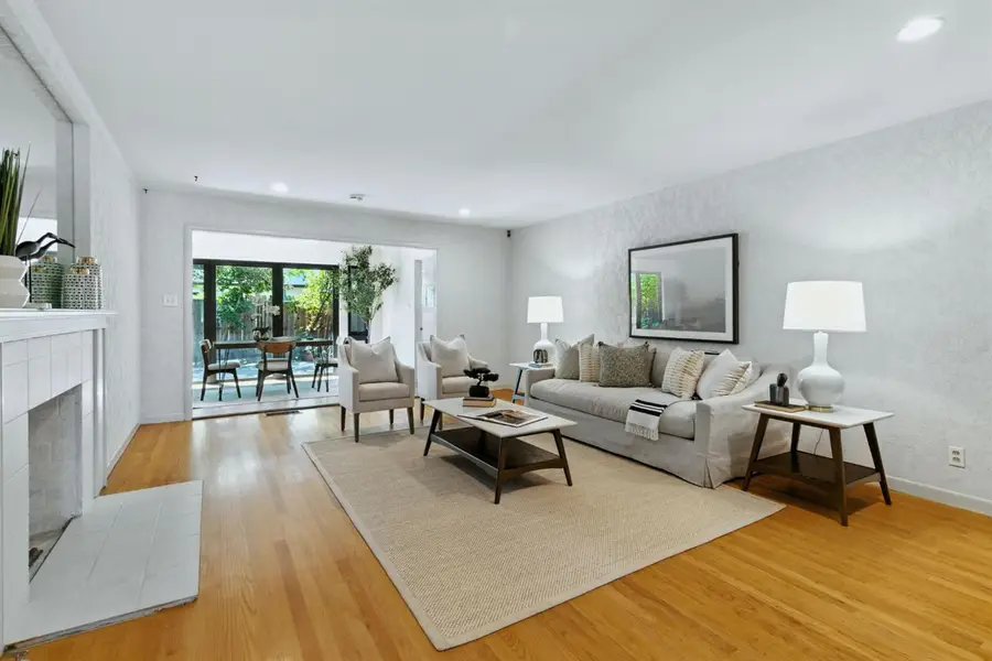 1030 Elmwood Avenue, Stockton, CA 95204 - Image #2