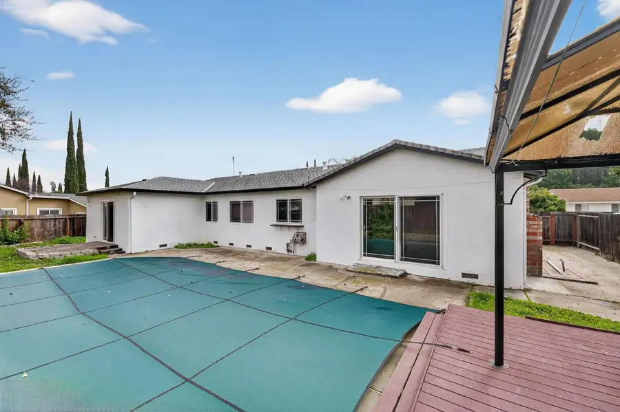 34 Kingswood, Pittsburg, CA 94565 - Image #2