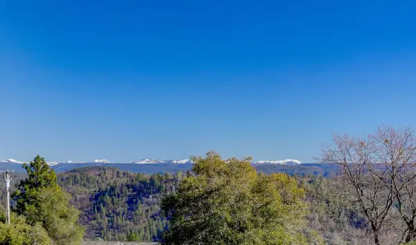 17472 Troy Court, Grass Valley, CA 95949