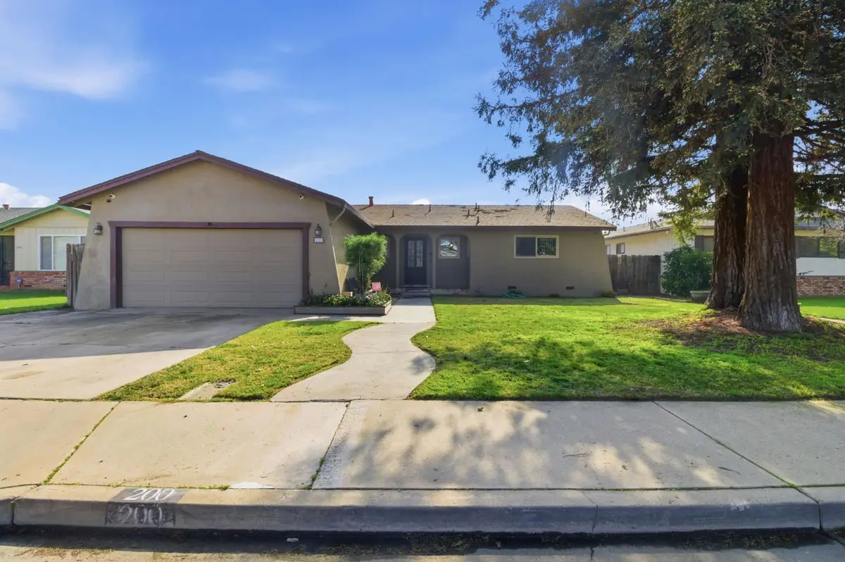 200 Drexel Avenue, Turlock, CA 95382 - #1