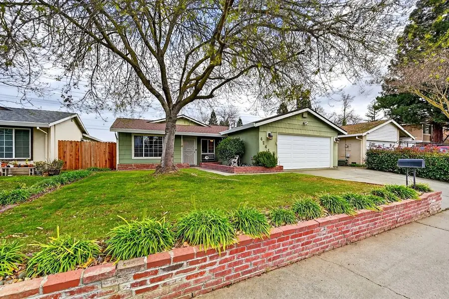 4241 Rosecrest Way, Sacramento, CA 95826 - #2