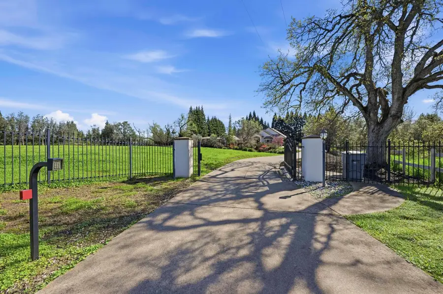 5052 Eureka Road, Granite Bay, CA 95746 - #2